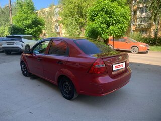 2008 Chevrolet Aveo I Рестайлинг, красный, 360000 рублей, вид 3