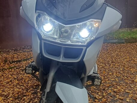2009 BMW R 1200 RT, белый, 750000 рублей, вид 3
