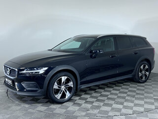 Volvo V60 Cross Country II