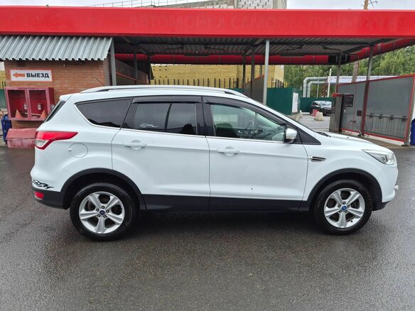 2015 Ford Kuga II, белый, 1100000 рублей - вид 3