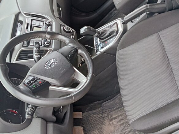 2018 Hyundai Creta I, синий, 1800000 рублей - вид 19