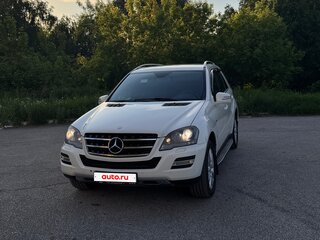 2011 Mercedes-Benz M-Класс 350 II (W164) Рестайлинг, белый, 1613000 рублей, вид 3
