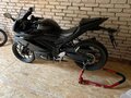 2020 Yamaha YZF-R3, чёрный, 800000 рублей - вид 2
