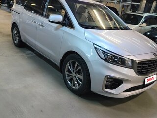 2018 Kia Carnival III, серый, 3300000 рублей, вид 3