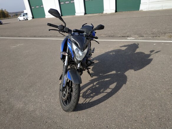 2018 Bajaj Pulsar NS 200, синий - вид 4