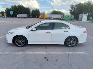 2012 Honda Accord VIII Рестайлинг, белый, 1630000 рублей, вид 3