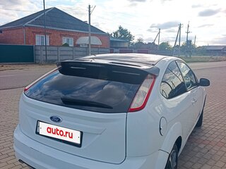 2010 Ford Focus II Рестайлинг, белый, 370000 рублей, вид 4