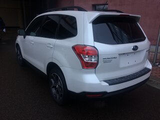 2013 Subaru Forester IV, белый, 1599999 рублей, вид 3