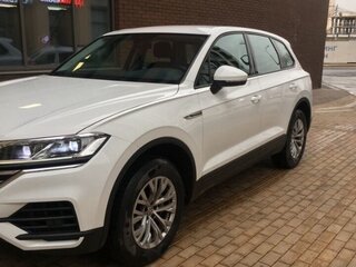 2020 Volkswagen Touareg III, белый, 4330000 рублей, вид 1
