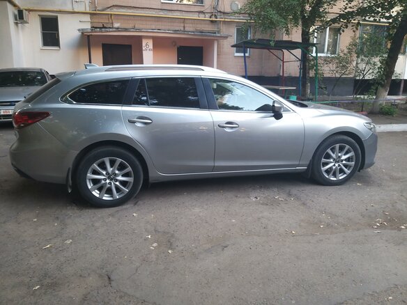 2014 Mazda 6 III (GJ), серебристый, 1600000 рублей - вид 2