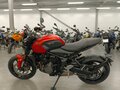 2023 Triumph Trident 660, оранжевый, 850000 рублей - вид 3