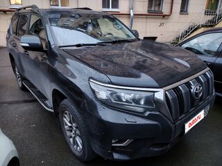 2018 Toyota Land Cruiser Prado 150 Series Рестайлинг 2, чёрный, 4400000 рублей, вид 2