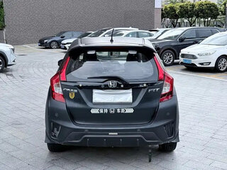 2020 Honda Fit III Рестайлинг, серый, 880500 рублей, вид 4