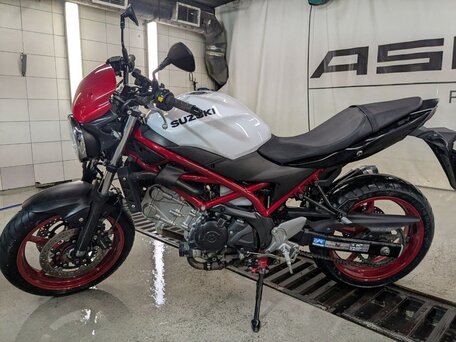 2021 Suzuki SV 650, белый, 550000 рублей, вид 2