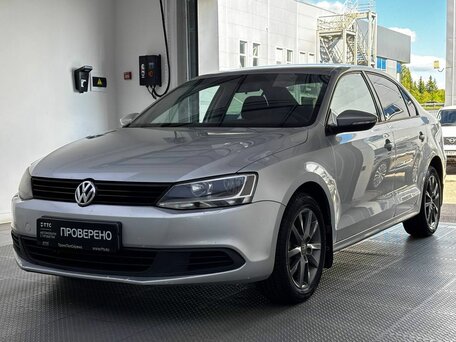 Volkswagen Jetta VI