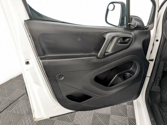 2021 Peugeot Partner, белый, 1360000 рублей - вид 17