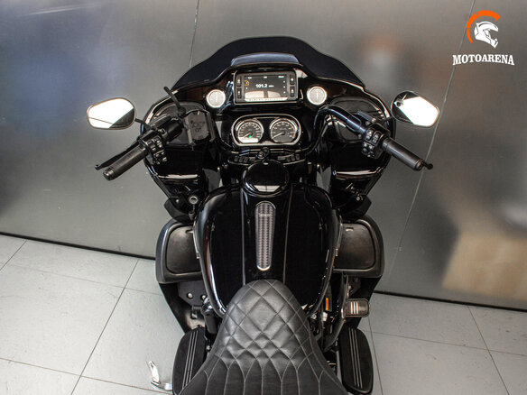 2018 Harley-Davidson Road Glide, чёрный, 1398977 рублей - вид 12