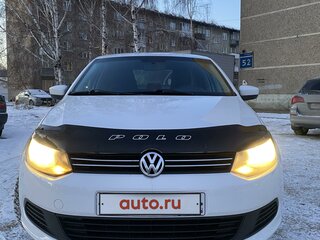 2012 Volkswagen Polo V, белый, 700000 рублей, вид 2