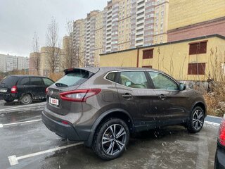 2021 Nissan Qashqai II Рестайлинг, коричневый, 2050000 рублей, вид 2
