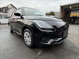 2024 Suzuki Swift VI, чёрный, 1100217 рублей, вид 3