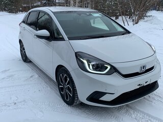 2020 Honda Fit IV, белый, 1575000 рублей, вид 1