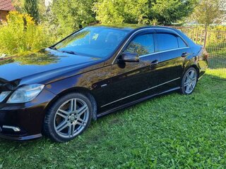 2009 Mercedes-Benz E-Класс 250 5G-Tronic IV (W212, S212, C207), коричневый, 1400000 рублей, вид 2