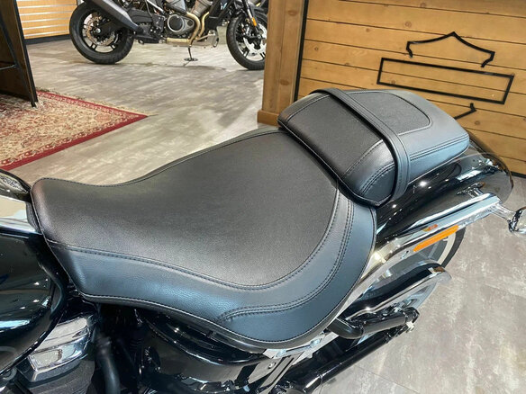2023 Harley-Davidson Fat Boy, чёрный, 3300000 рублей - вид 9
