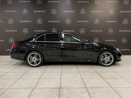 2019 Mercedes-Benz E-Класс 200 V (W213, S213, C238), чёрный, 2590000 рублей, вид 4
