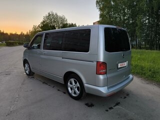 2012 Volkswagen Multivan T5 Рестайлинг, серебристый, 2000000 рублей, вид 4