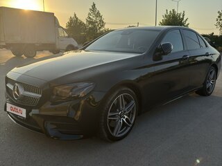 2016 Mercedes-Benz E-Класс 220 d V (W213, S213, C238), чёрный, 3700000 рублей, вид 4
