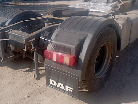 2004 DAF XF 95, белый, 2200000 рублей, вид 4