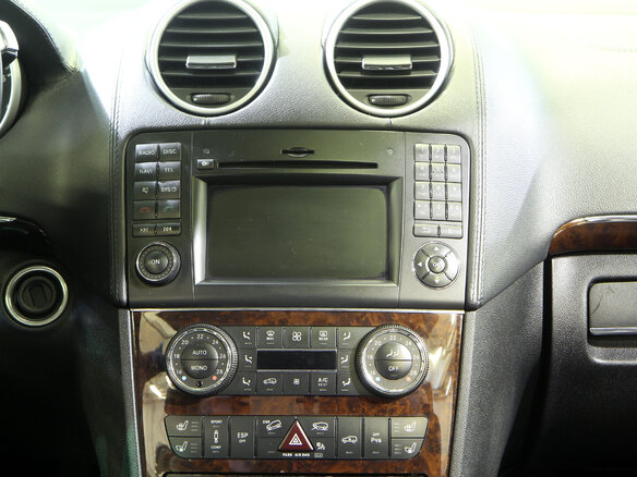 2010 Mercedes-Benz M-Класс 500 II (W164) Рестайлинг, чёрный - вид 16