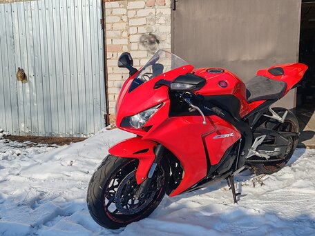 2016 Honda CBR 1000 RR/RA Fireblade, красный, 1200000 рублей, вид 4