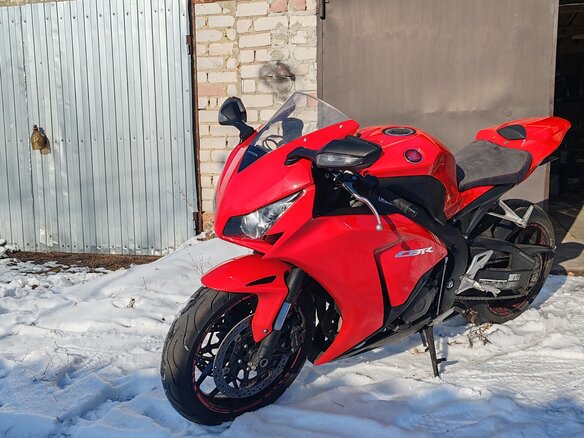 2016 Honda CBR 1000 RR/RA Fireblade, красный, 1200000 рублей - вид 3