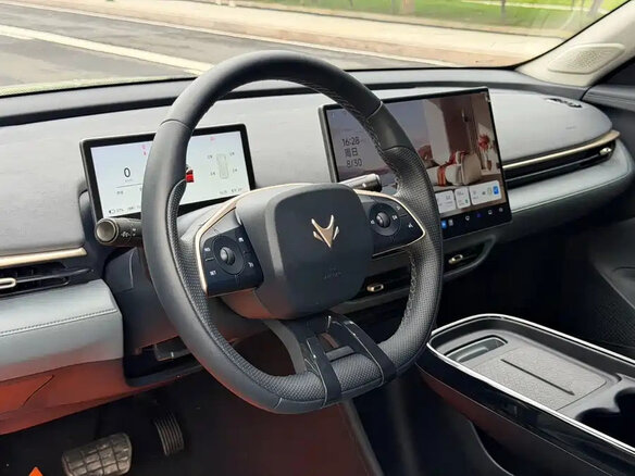 2026 Arcfox Beta T1 36.4 kWh, серый - вид 10