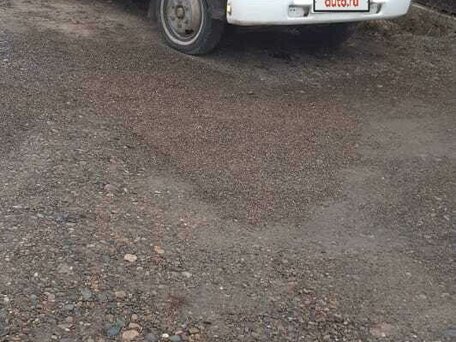 1998 Toyota Dyna, белый, 1200000 рублей, вид 4
