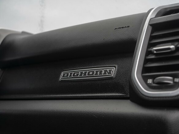 2018 Ram 1500 Crew Cab IV (DS/DJ), синий - вид 39