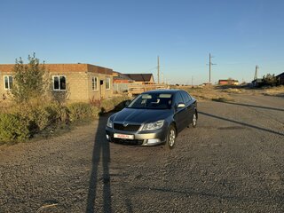 2012 Skoda Octavia II (A5) Рестайлинг, серый, 1000000 рублей, вид 3
