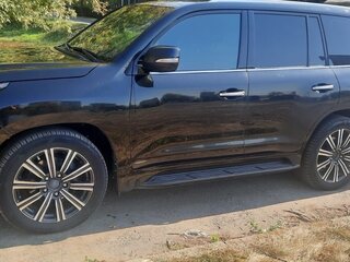 2018 Lexus LX 570 III Рестайлинг 2, чёрный, 8400000 рублей, вид 3