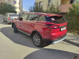 2023 Geely Atlas Pro, красный, 2800000 рублей, вид 3