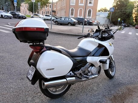 2007 Honda NT700V Deauville, белый, 490000 рублей, вид 4