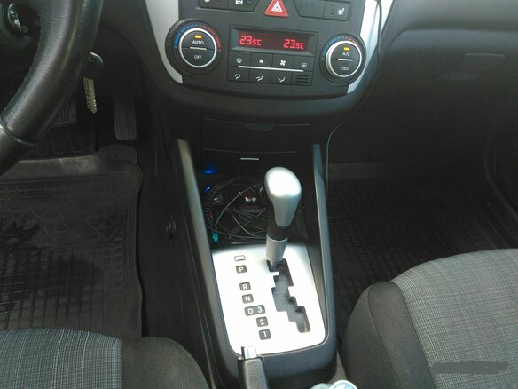 2011 Kia Ceed I Рестайлинг, золотистый - вид 9