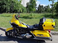 2011 Harley-Davidson CVO, жёлтый