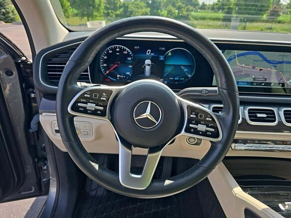 2021 Mercedes-Benz GLS 450 II (X167), серебристый, 7490000 рублей - вид 9