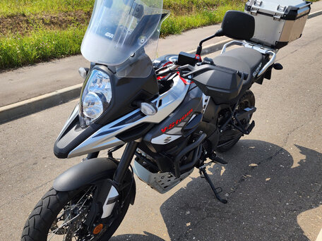 2018 Suzuki V-Strom 1000, белый, 1220000 рублей, вид 1