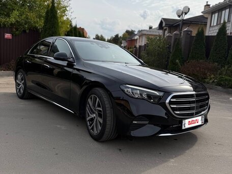 2025 Mercedes-Benz E-Класс 220 d VI (W214, S214), чёрный, 7840000 рублей, вид 3