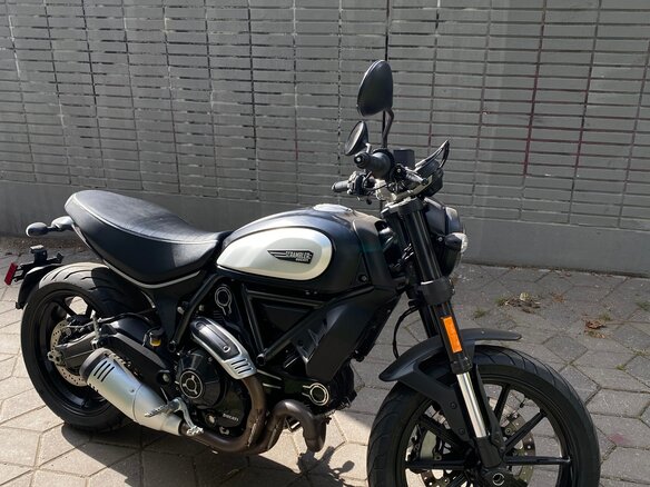 2020 Ducati Scrambler 800, серебристый, 920000 рублей - вид 17