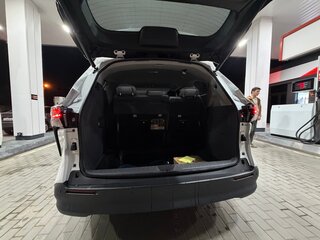 2020 Toyota Sienna IV, белый, 4000000 рублей, вид 5