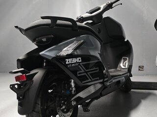 2025 Zeeho AE8 S+, серый, 450000 рублей, вид 1