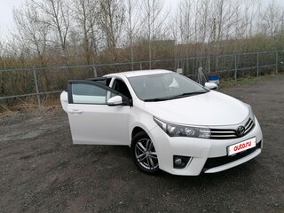 2014 Toyota Corolla XI (E160, E170, E180), белый, 1250000 рублей, вид 2